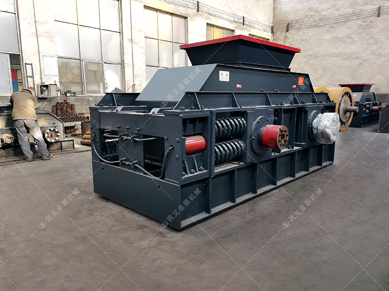 鵝卵石對輥破碎機介紹，為什么選擇金聯(lián)機械？