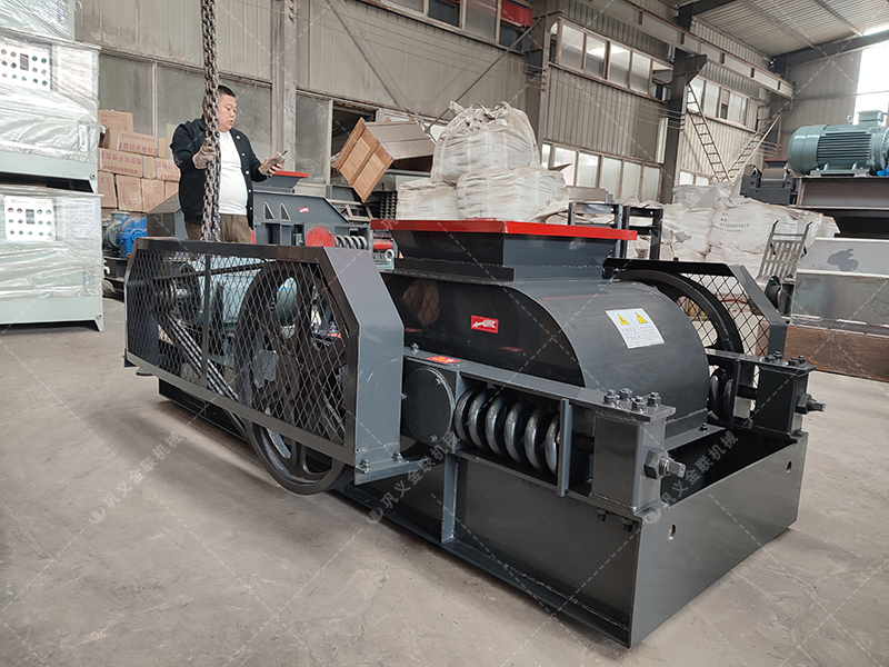 狼牙破碎機(jī)是什么設(shè)備？在哪些行業(yè)中有廣泛應(yīng)用？