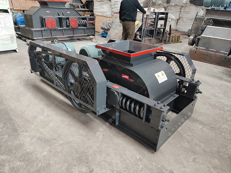 瀝青混合料性能不達(dá)標(biāo)？雙齒輥破碎機(jī)助你提升路面質(zhì)量