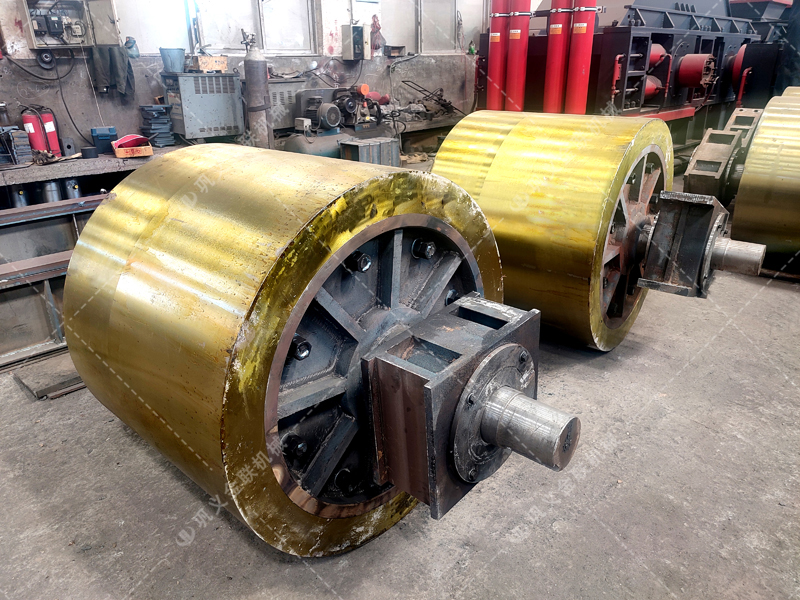 傳統(tǒng)制砂痛點頻出，液壓對輥制砂機提供怎樣的“一站式”解決方案？